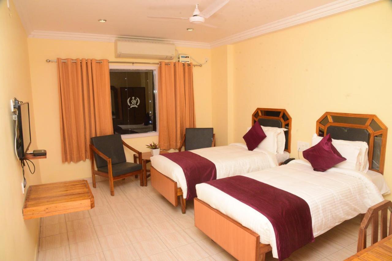 Hotel Vijaya Residency Anakāpalle Eksteriør bilde