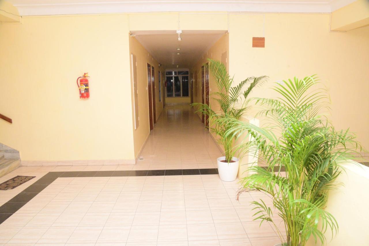 Hotel Vijaya Residency Anakāpalle Eksteriør bilde